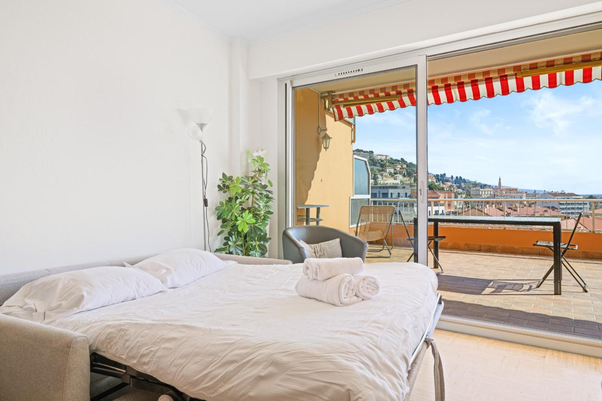 'L'Alicante Proche' Gare, Terrasse, Vue Mer Menton Exterior photo