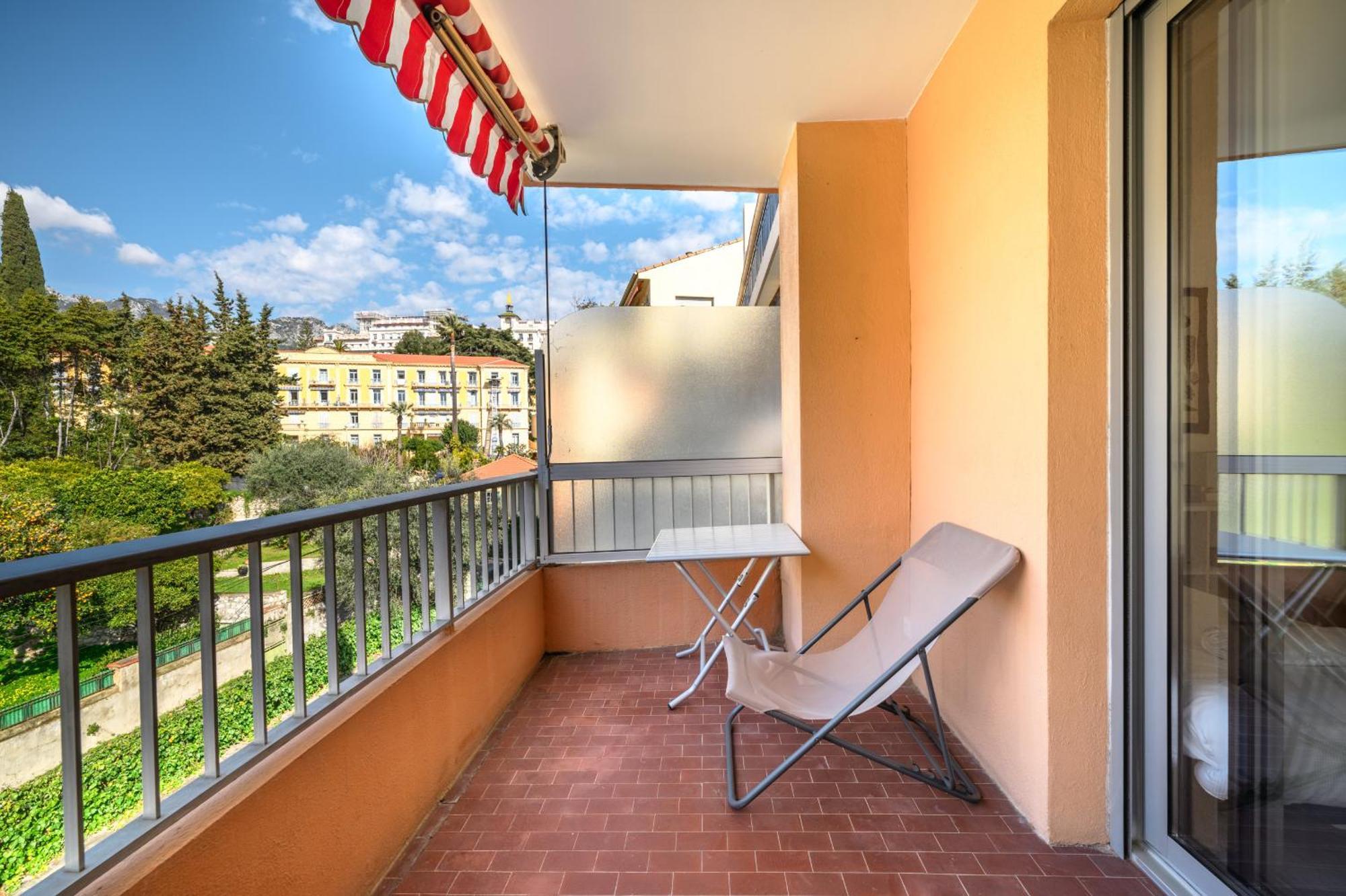 'L'Alicante Proche' Gare, Terrasse, Vue Mer Menton Exterior photo